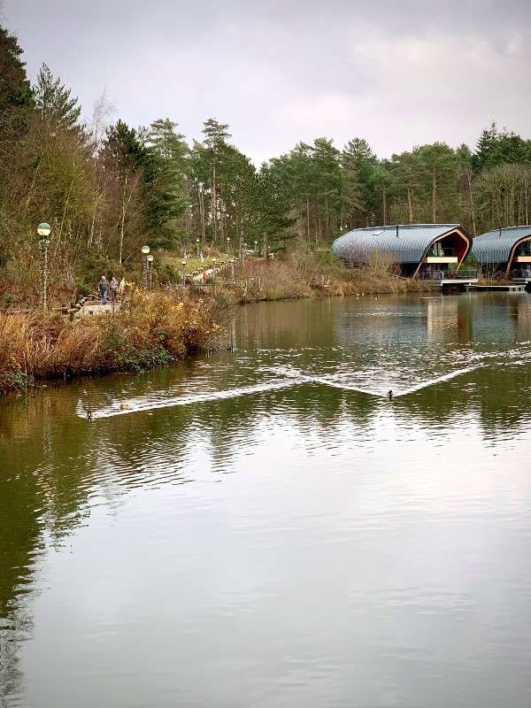 Waterside lodges with hot tubs & beautiful views