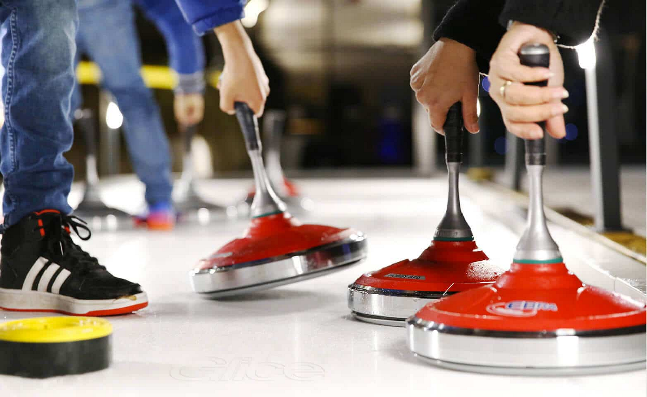 Group taking part in Curling.