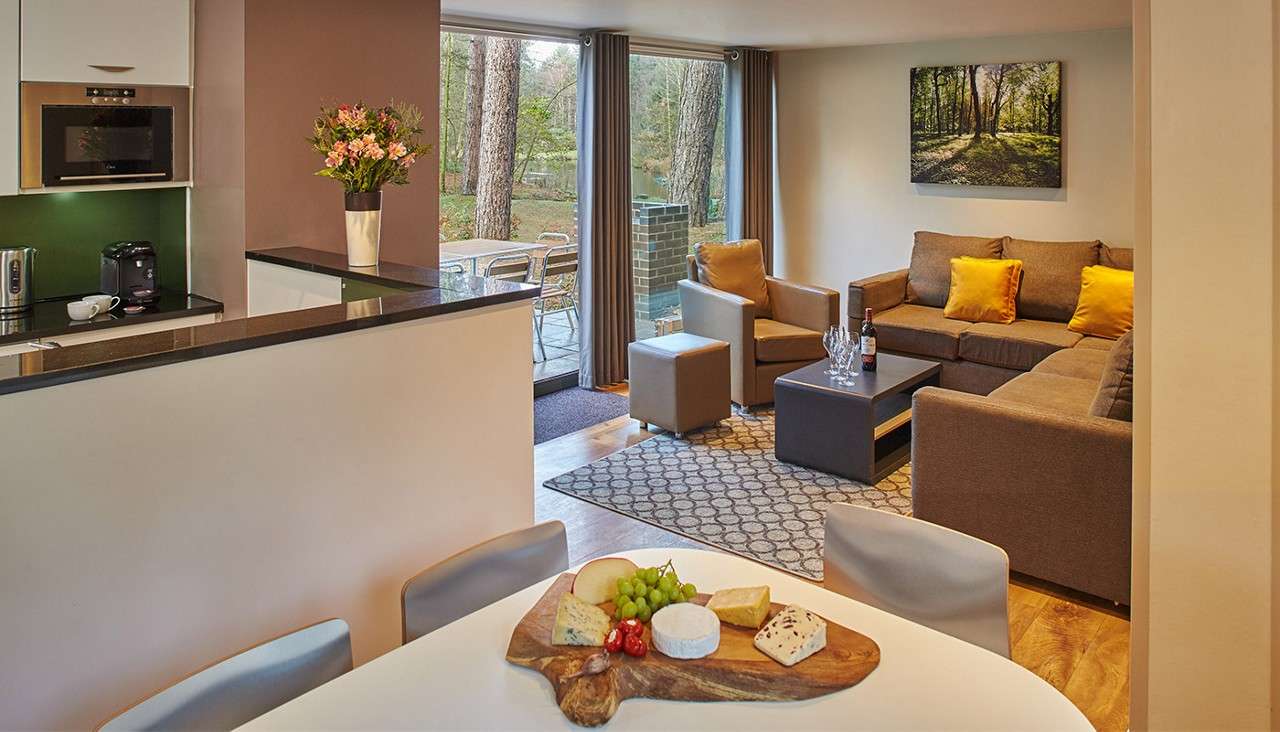 Centre Parcs Longleat 3 Bedroom Woodland Lodge Psoriasisguru com