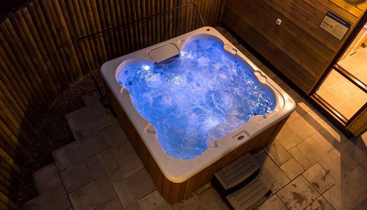 Hot tub