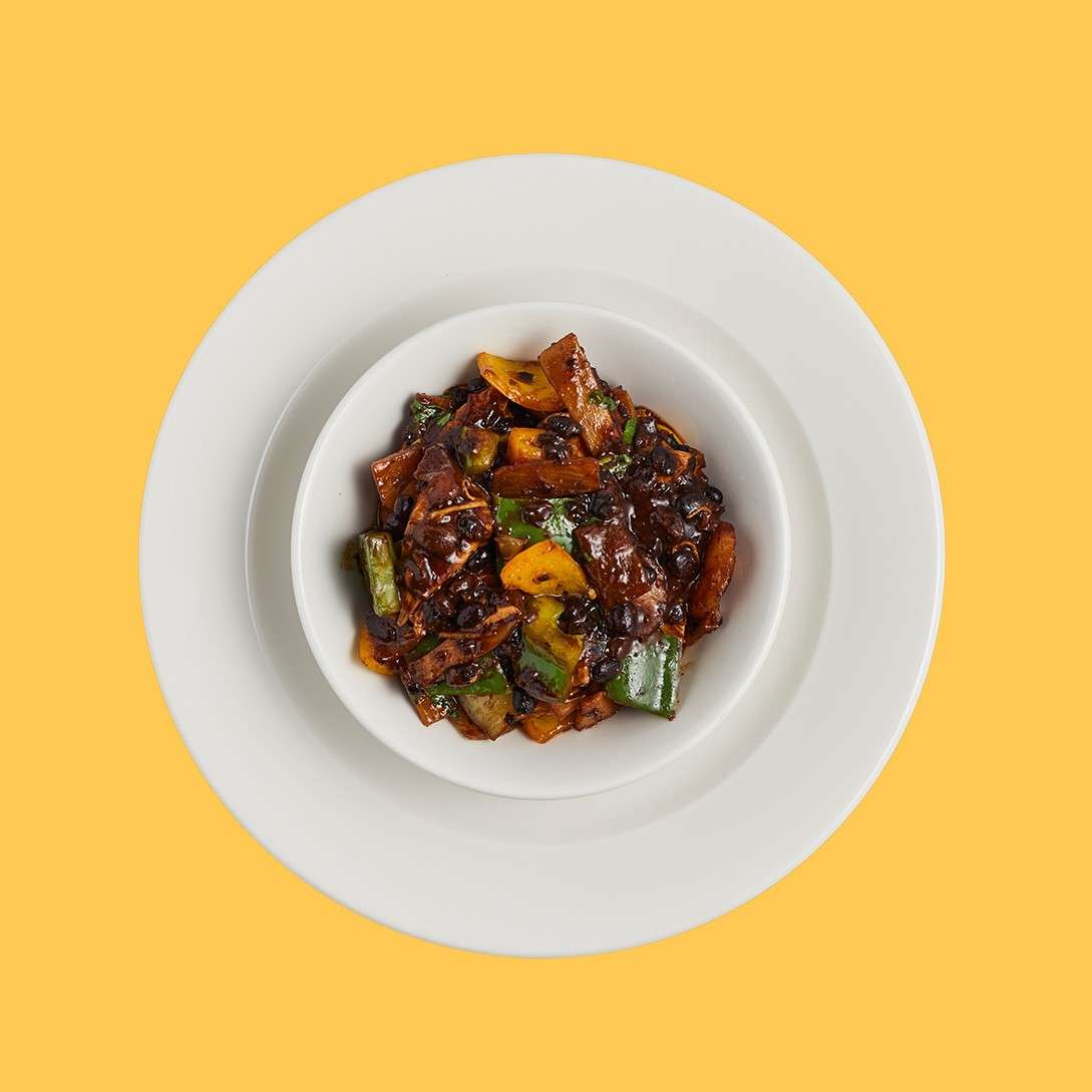 Black bean stir fried with green peppers and onions finished with our black bean sauce.