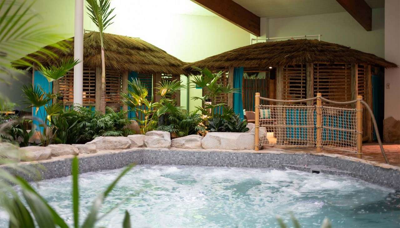 Bubbling whirlpool in the Exclusive Cabana Cove area.