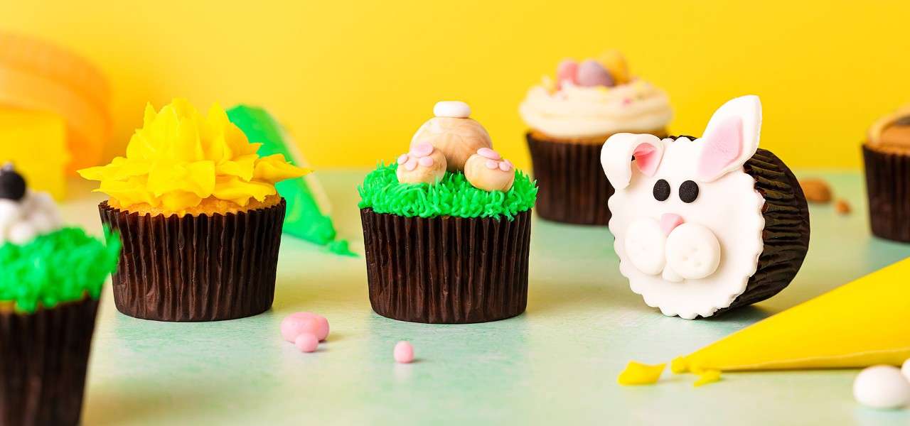 Easter themed decorated cupcakes 