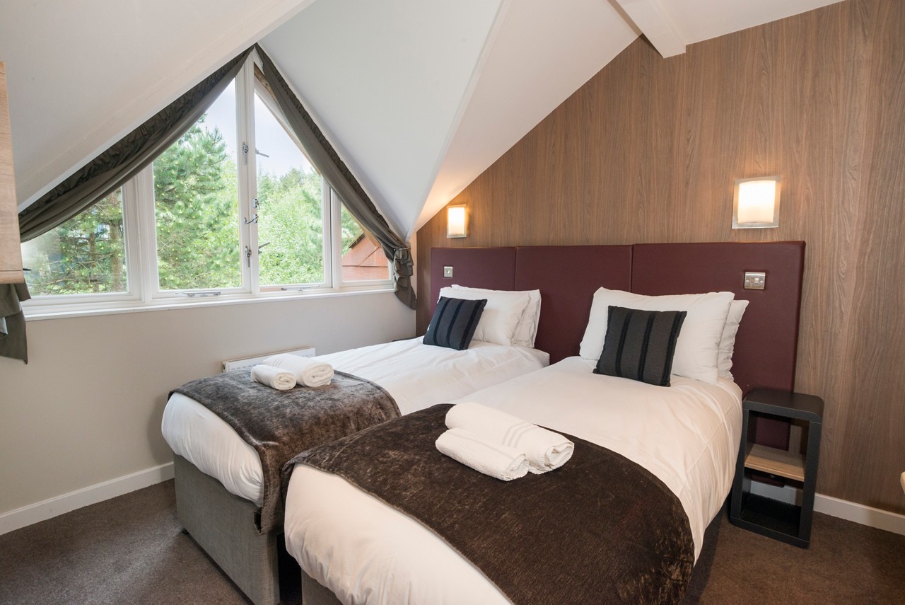 Pinewood Apartment Two Bed Twin Bedroom 